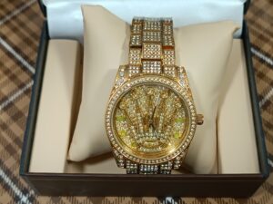 Majestic Gold Crown Luxe Watch