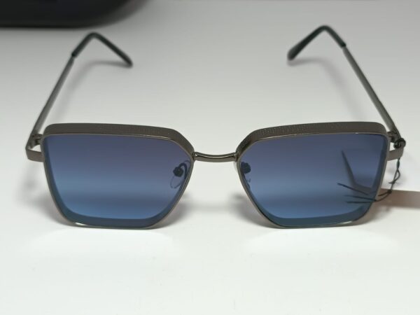 Classic Square Gradient Blue Men's Sunglasses